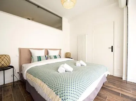 Apartamento Comfy Close To Grenelle And Eiffel Tower París