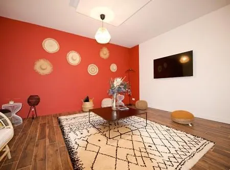 Comfy Close To Grenelle And Eiffel Tower Párizs